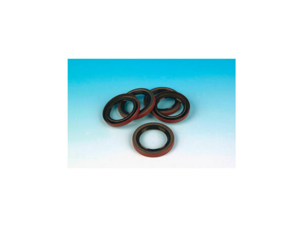 OIL SEAL ENGINE CASE LEFT