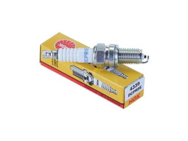 Standard Spark Plugs DCPR8E