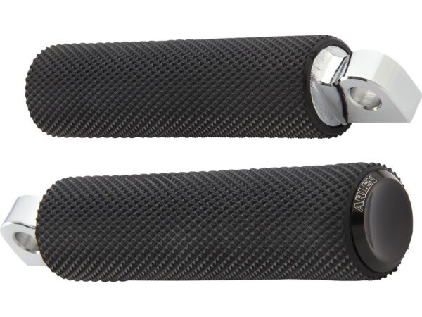 Knurled Rubber Footpegs Black Rubber, Black Endcap
