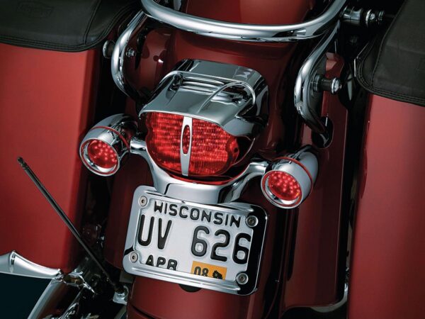 Slotted Taillight Cover Chrome — изображение 2