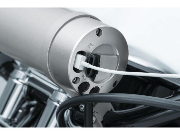 Road Thunder Plus by MTX Sound Bar Silver — изображение 3