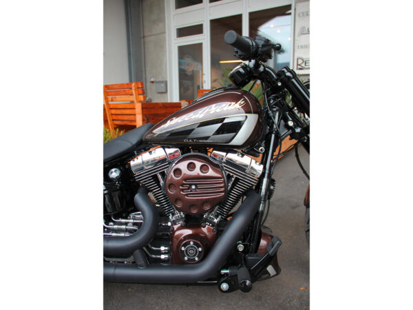 Slotted Air Filter Cover Gloss Black — изображение 2