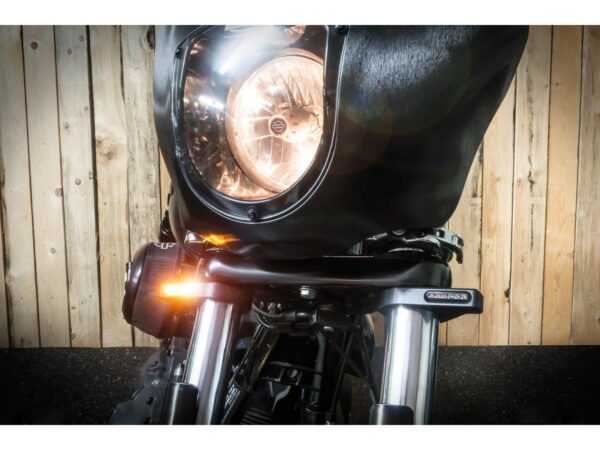 ZC-Line Classic LED Turn Signal Black Anodized Smoke LED — изображение 2