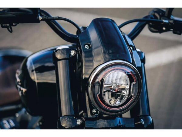 Headlight Cap Gloss Black Aluminium