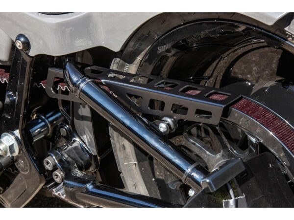 Square Belt Guard for Softail Flat Black Satin — изображение 3