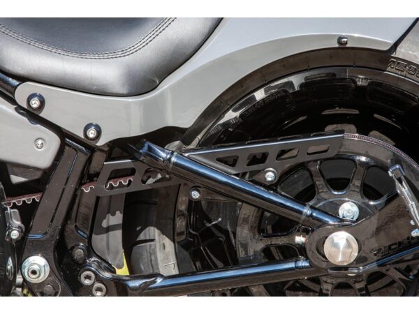 Square Belt Guard for Softail Flat Black Satin — изображение 4
