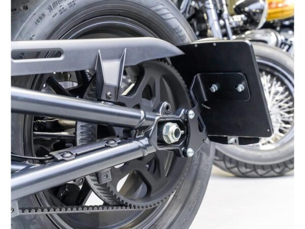 Medium Side Mount License Plate Bracket Black Satin — изображение 4