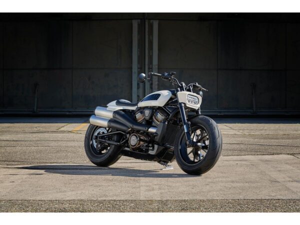 FAT Headlamp Fairing for Sportster S Models Raw — изображение 5