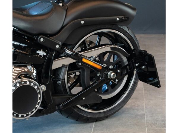 Medium Pro Side Mount License Plate Bracket Black — изображение 2